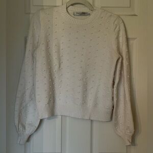 White long sleeve knit